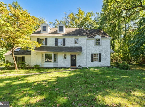 427 COTSWOLD Lane, WYNNEWOOD, PA 19096