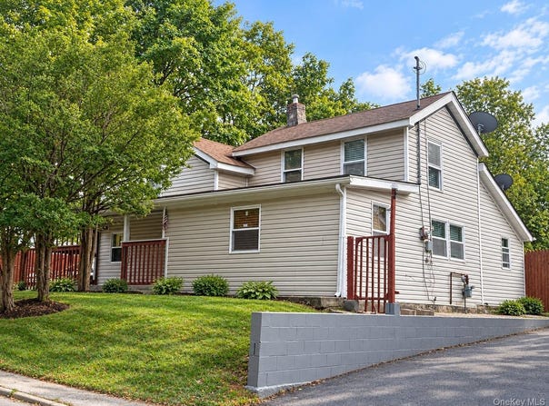 74 Genung Street, Middletown, NY 10940