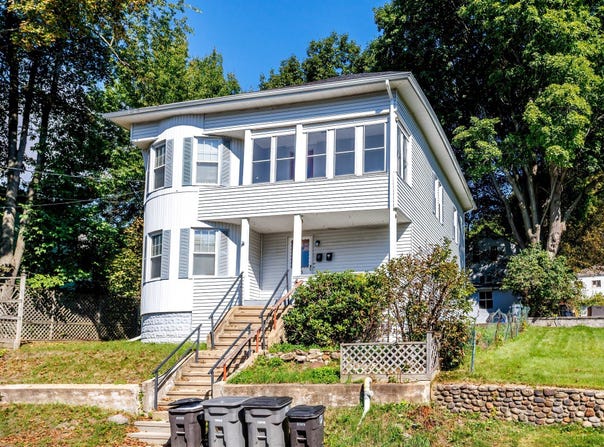 193 Logan St, Gardner, MA 01440