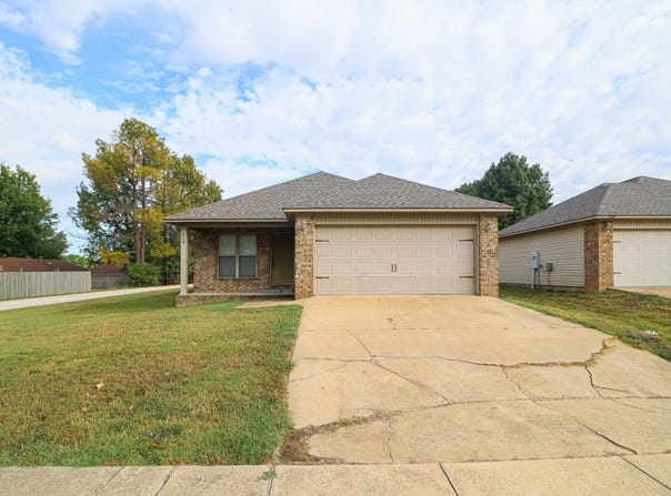 318 W School Street, Brookland, AR 72417