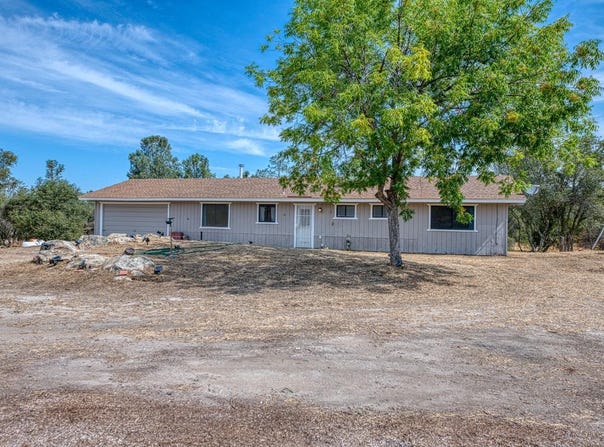 46592 Chukchansi Road, Coarsegold, CA 93614