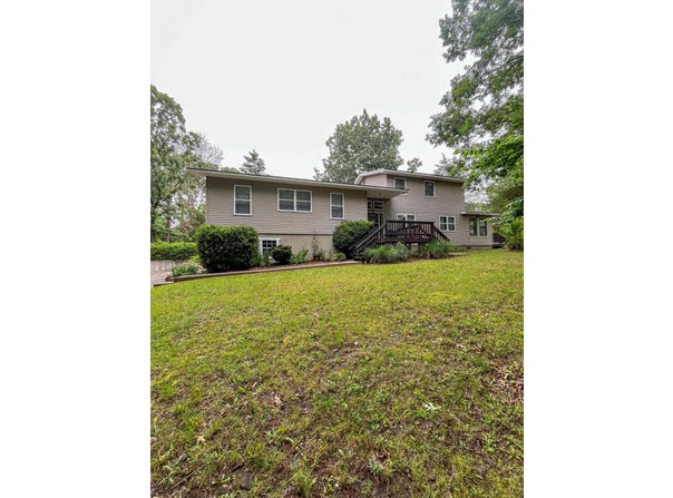 10058 County Road 8590, West Plains, MO 65775