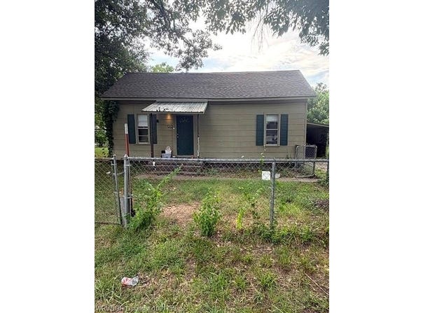436 Pine ST, Waldron, AR 72958