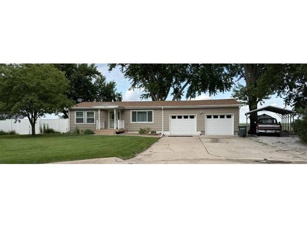 404 Pheasant dr, Aurora, NE 68818