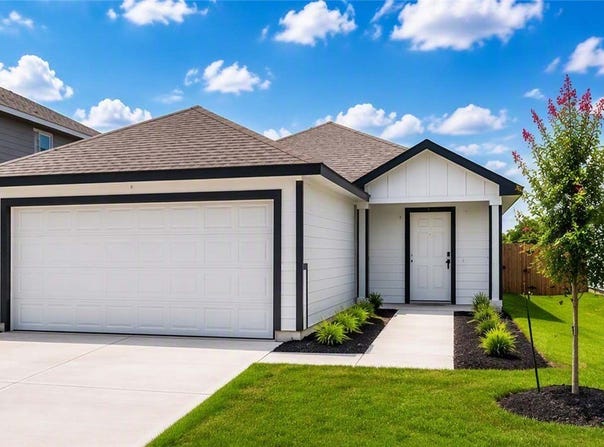 117 Mullins Drive, Rockdale, TX 76567