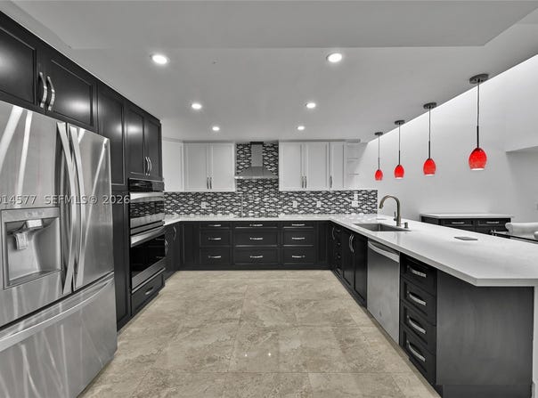 Sunny Isles Beach, FL 33160