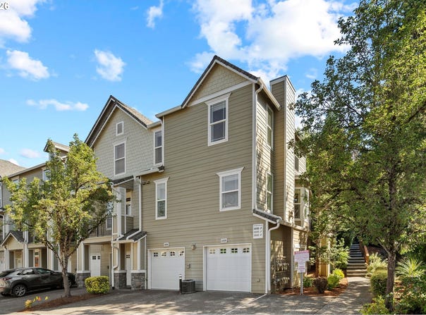 3880 SUMMERLINN Dr, WestLinn, OR 97068