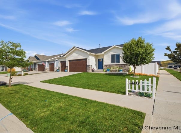 5332 CARMEL DR, Cheyenne, WY 82009