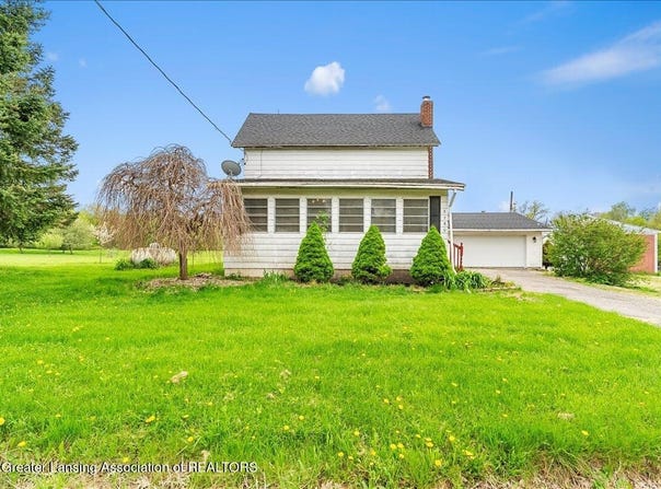 8280 S Dewitt Road, DeWitt, MI 48820