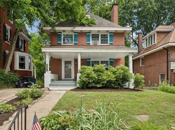 301 W Swissvale Avenue, Edgewood, PA 15218