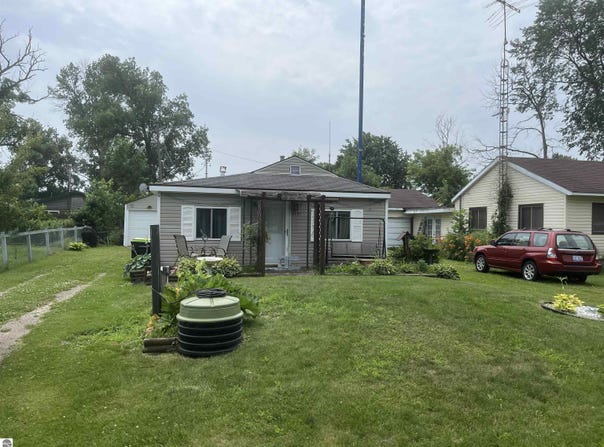 2157 Ash Street, Standish, MI 48658