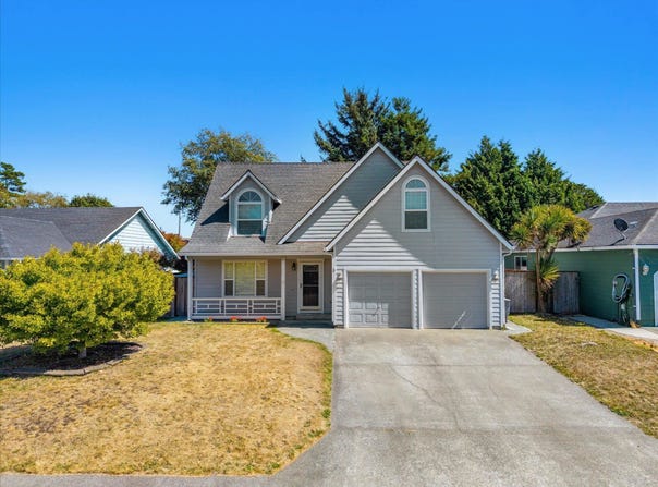1785 El Monte Road, Crescent City, CA 95531