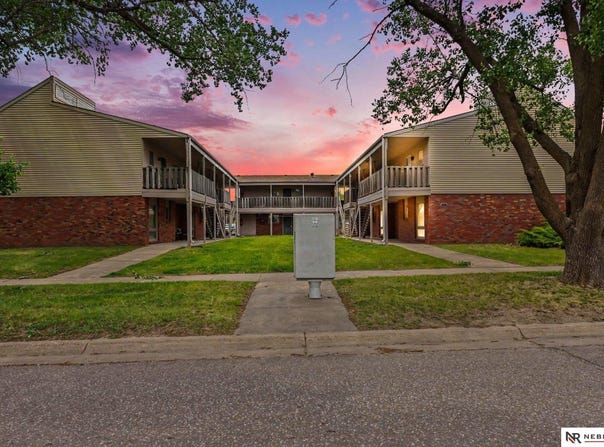 421 Capitol Beach Boulevard, Lincoln, NE 68528