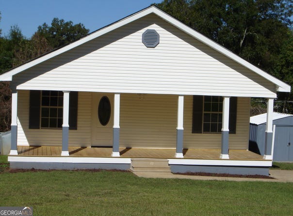 1703 E 3rd Court, Lanett, AL 36863