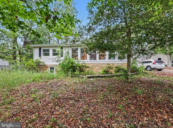 211 MIDSHIPMAN Circle, STAFFORD, VA 22554