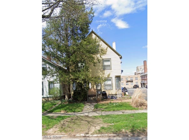 327 4th Street, Elyria, OH 44035