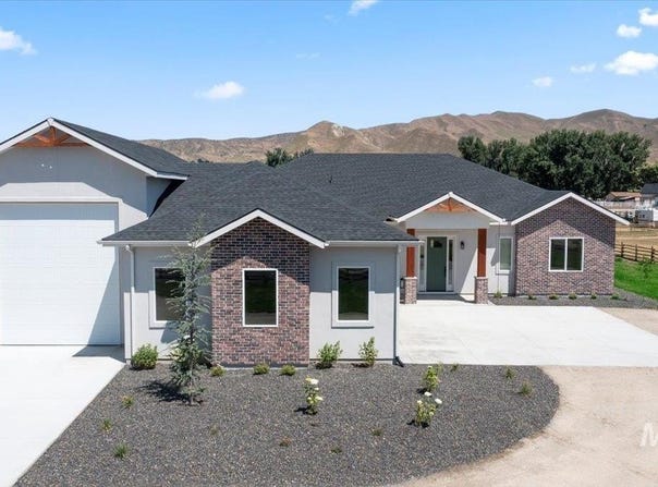 1997 Blake Rd, Emmett, ID 83617