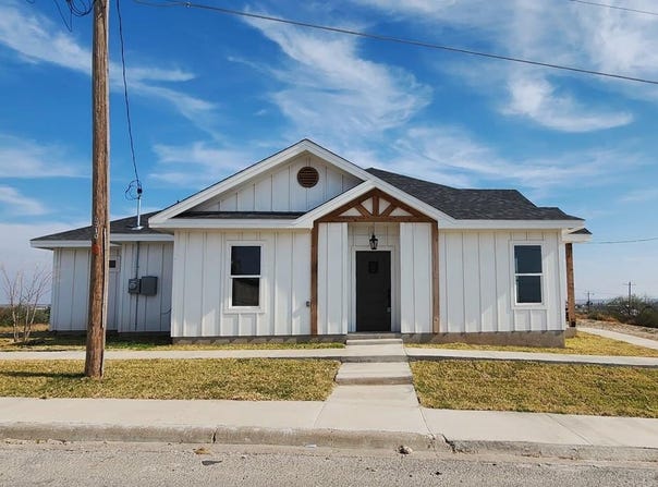 1163 Calle Baltica, Eagle Pass, TX 78852