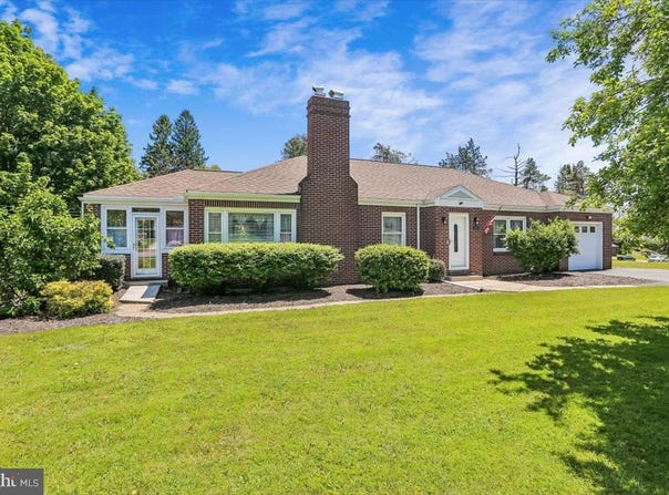 321 N 3RD Street, OAKLAND, MD 21550