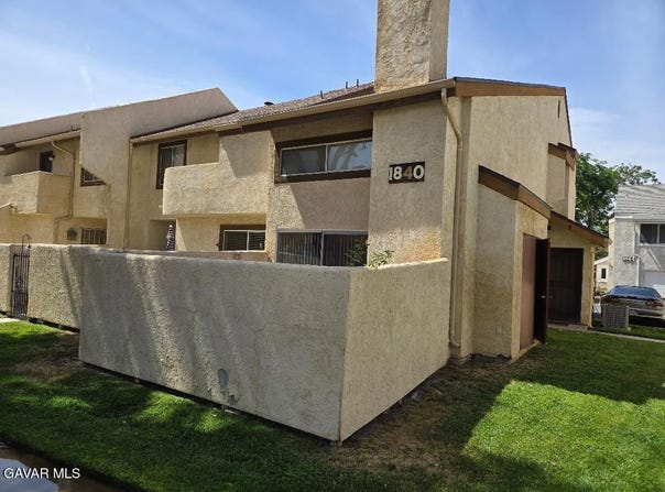 1840 E Avenue J2, Lancaster, CA 93535