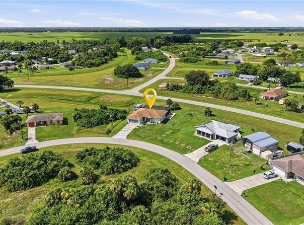 3017 Iris Circle, Labelle, FL 33935