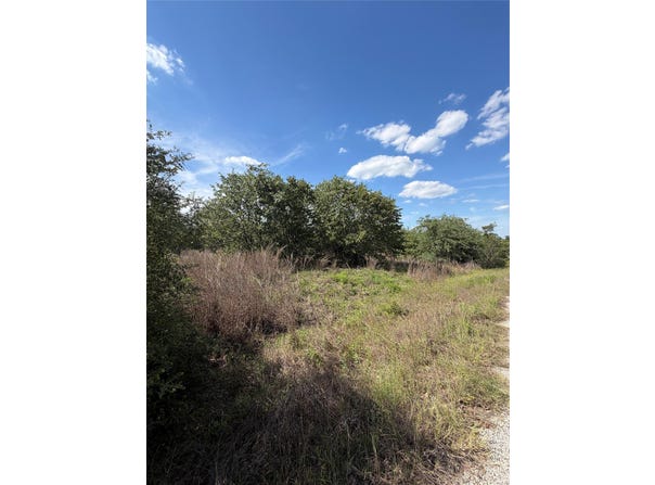 Mockingbird Ln, Bastrop, TX 78602