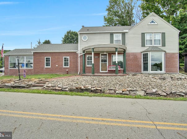 2067 BACK Road, HALIFAX, PA 17032
