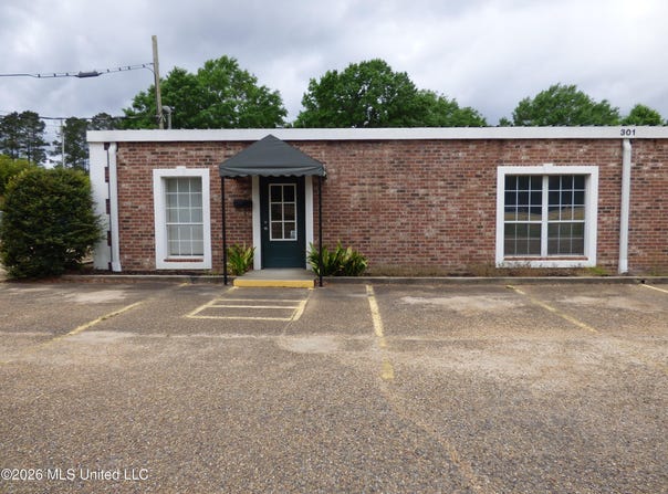 301 Apache Drive lot: B, McComb, MS 39648