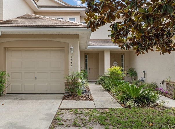 1646 W Spring Meadow Loop, Lecanto, FL 34461