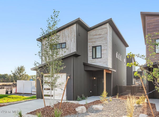 425 N Wylder Lp, Post Falls, ID 83854