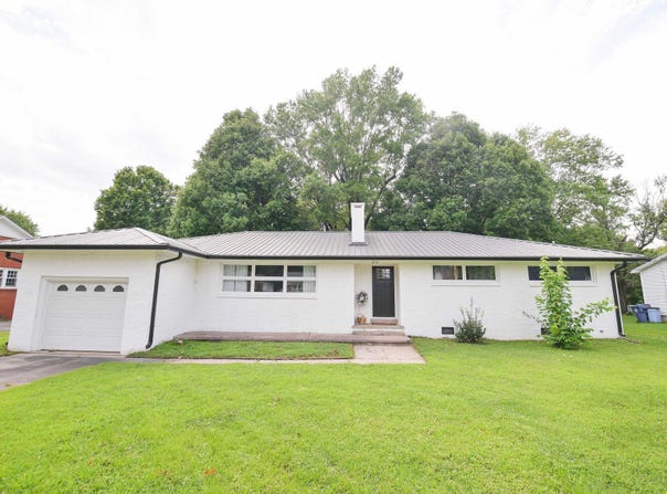 213 Fairlane Drive, Mayfield, KY 42066