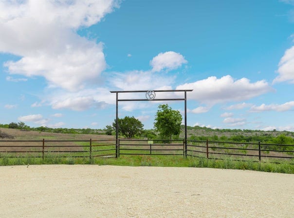 Comanche Hills Drive lot: 29, Comanche, TX 76442