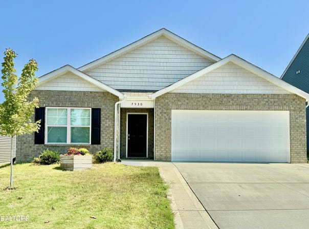 7530 Grasshopper Lane, Corryton, TN 37721