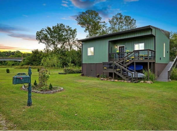 317 Rivers Edge Lane, Anderson, MO 64831