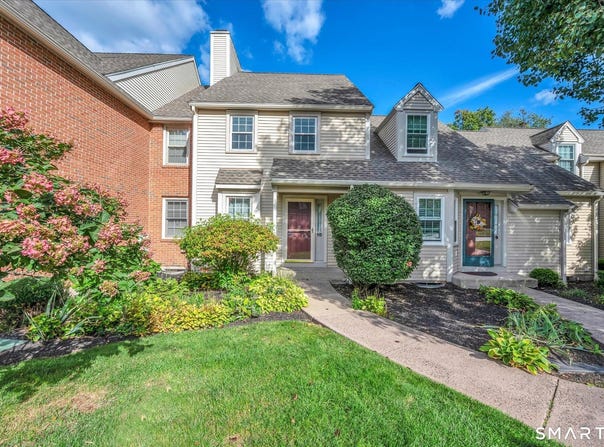 10 Orchard Brook Drive, Wethersfield, CT 06109