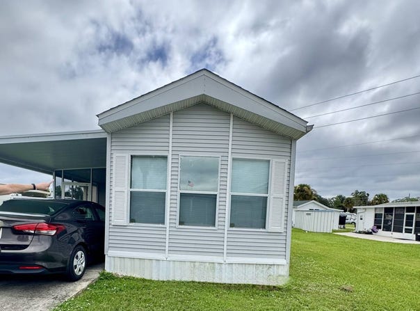 239 Bass St., Eustis, FL 32726