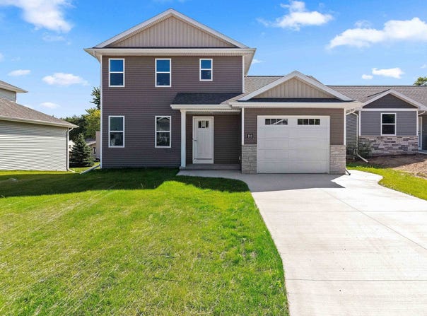 212 FAIRVIEW Lane, CHILTON, WI 53014