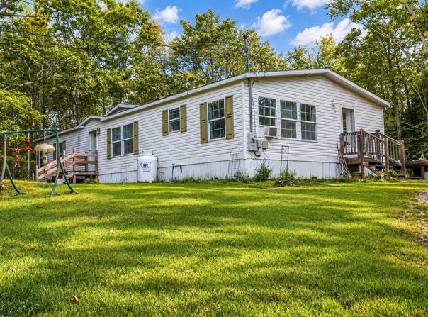 12 Boulder Avenue, Augusta, ME 04330