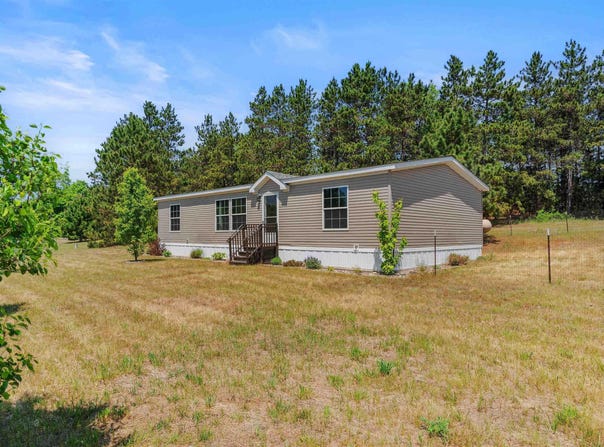 1949 N Lamb Road, Interlochen, MI 49643