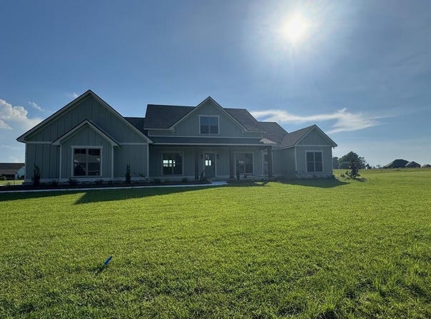 101 Brownlee Circle, Tifton, GA 31794