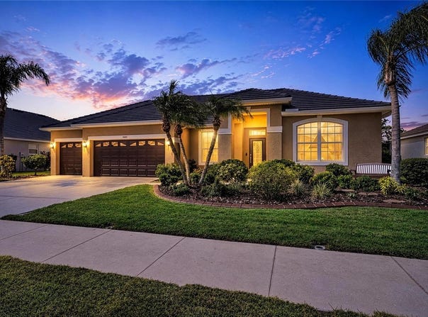 1401 PINYON PINE Drive, SARASOTA, FL 34240
