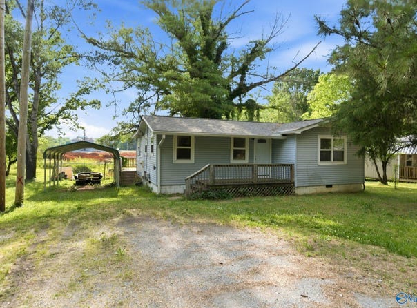 203 Lee Street, Scottsboro, AL 35768