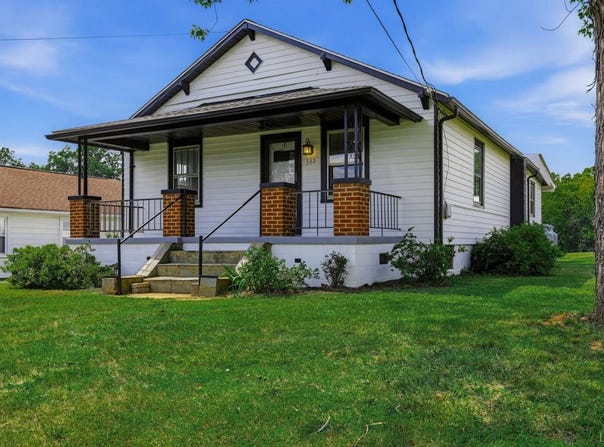 588 Old Wright Shop, Madison Heights, VA 24572