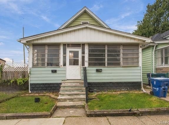 82 Forest Street, River Rouge, MI 48218