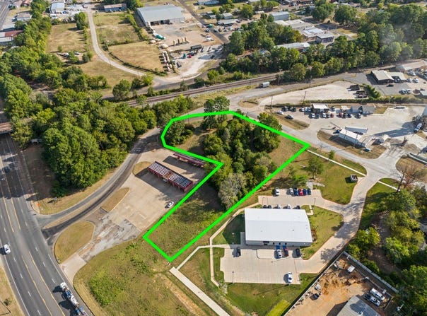 3208 W Loop 281, Longview, TX 75604