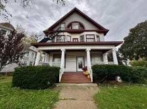 2109 Washington Ave, Racine, WI 53403