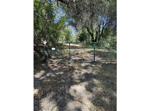 15060 Wonderland Boulevard, Redding, CA 96003