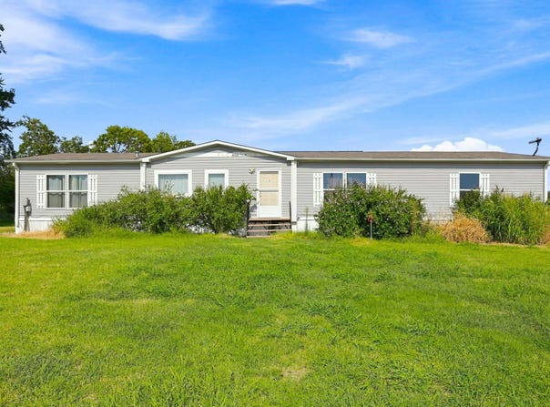 119 S Osborn, Mayfield, KS 67103