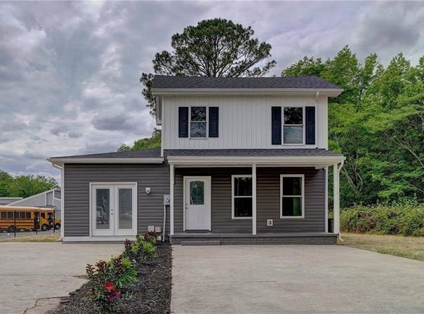 2017 Wilroy Road, Suffolk, VA 23434