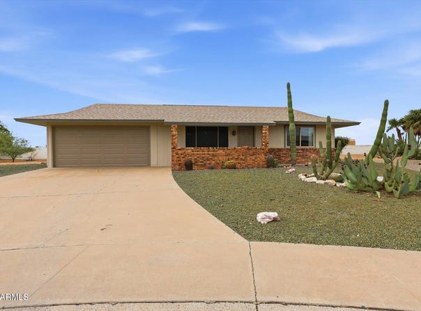 10630 W CAROB Drive, Sun City, AZ 85373